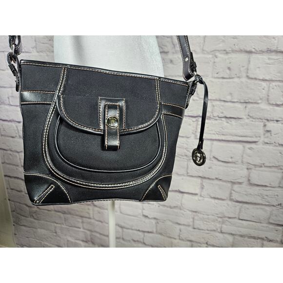 Etienne Aigner Elegant Black Crossbody Bag - Picture 2 of 9